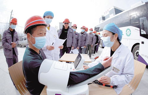 天門市創新推出“一站式”移動健康體檢車，精準服務農民工健康